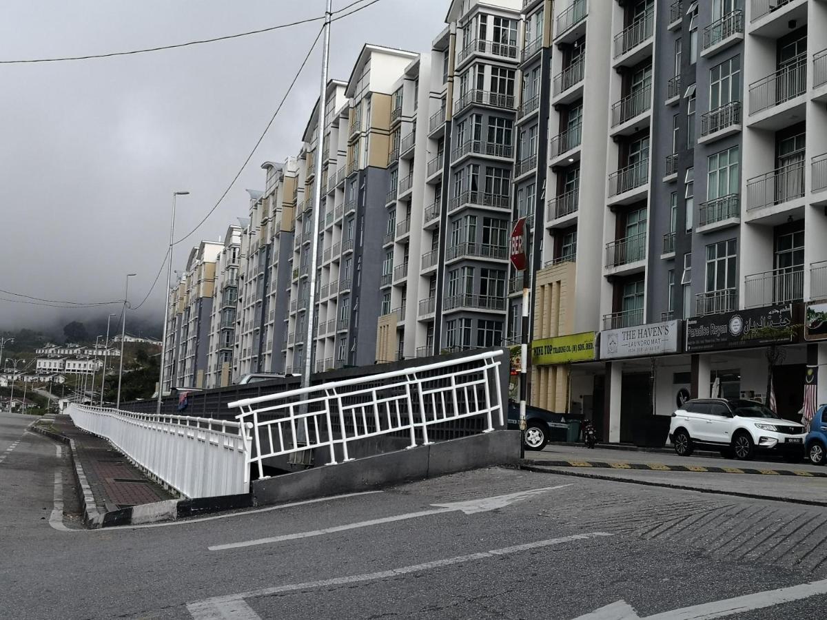 Lily Homestay Barrington Square Cameron Highlands. Бринчанг Екстериор снимка
