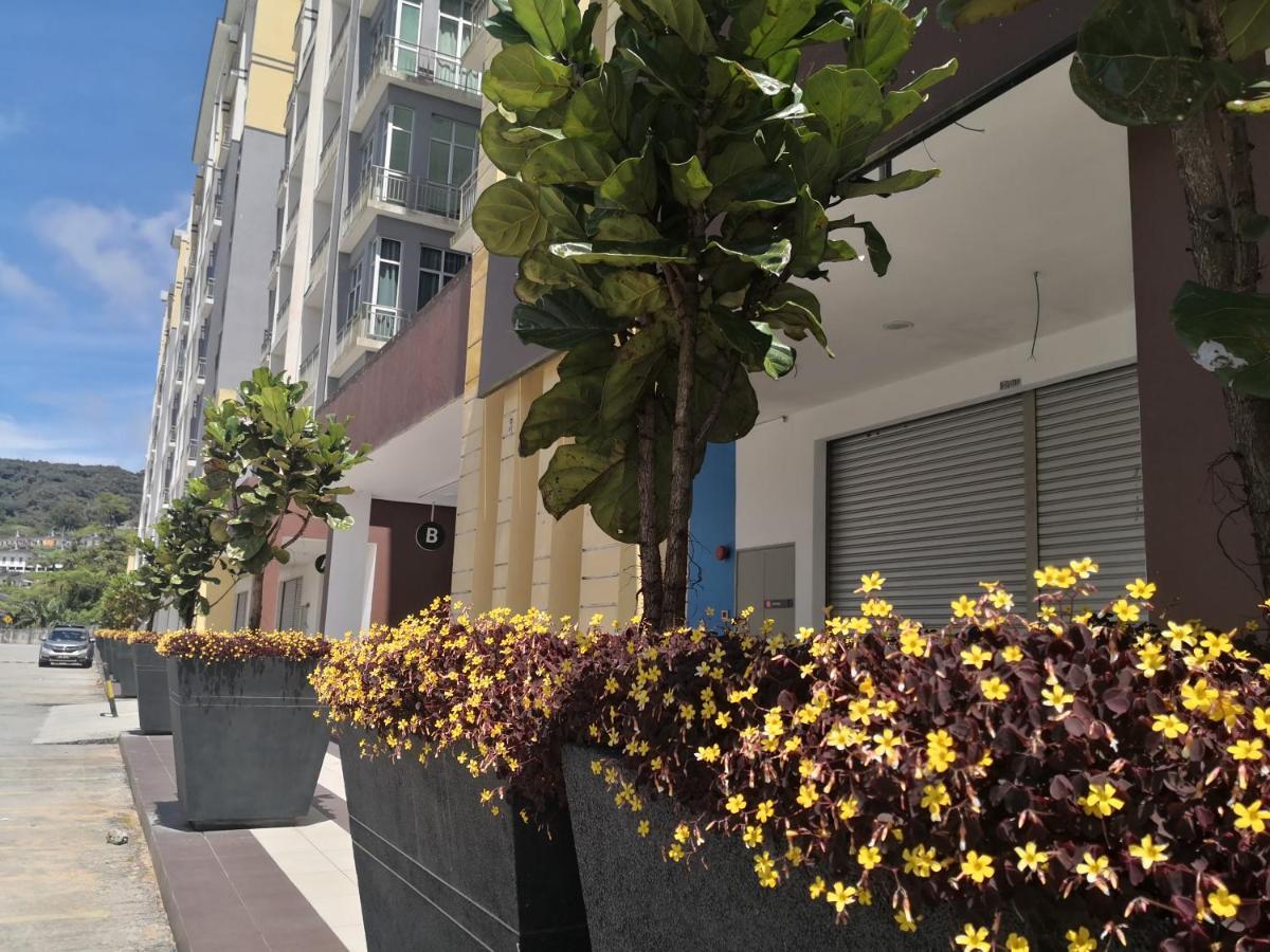 Lily Homestay Barrington Square Cameron Highlands. Бринчанг Екстериор снимка