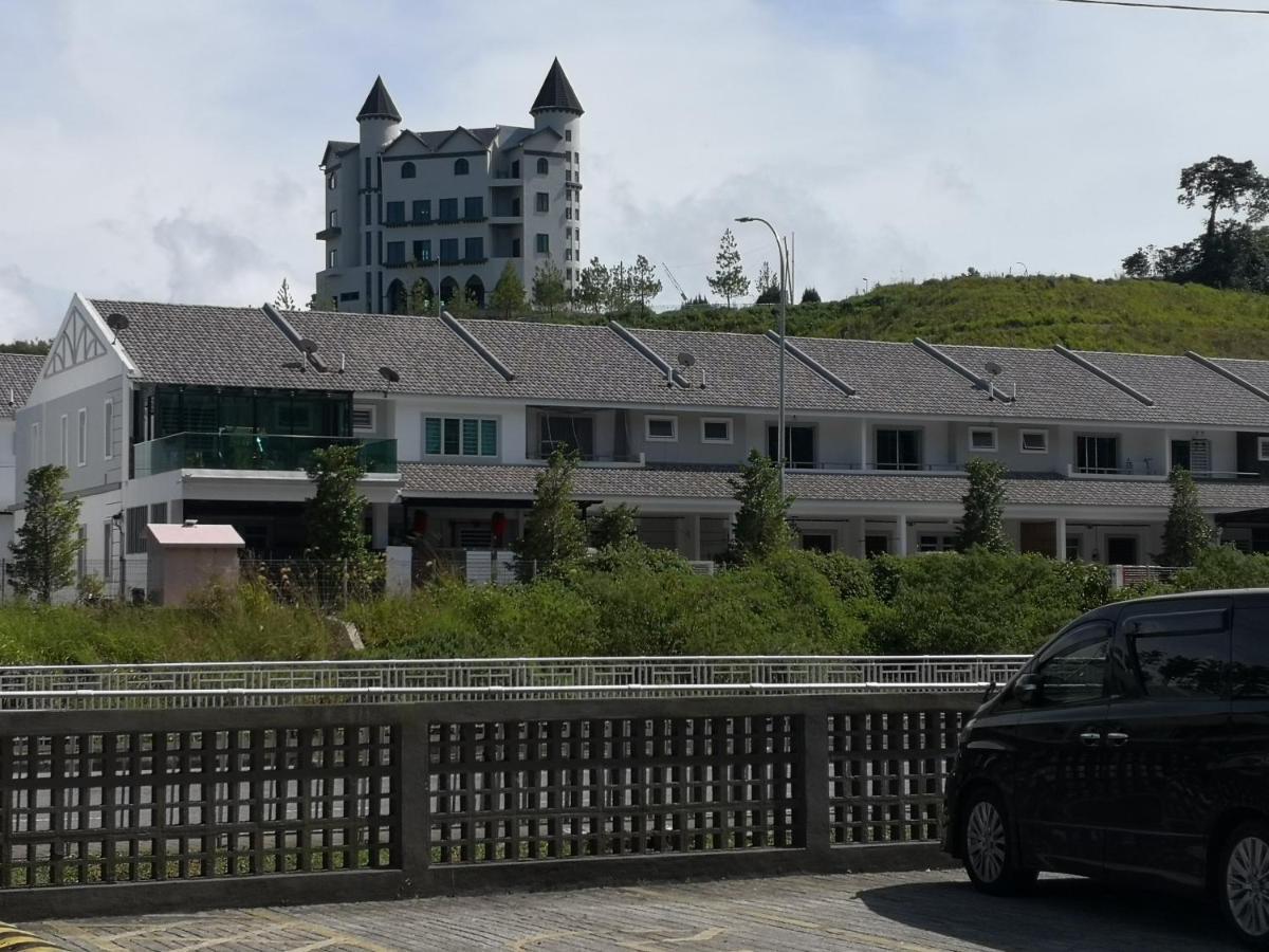 Lily Homestay Barrington Square Cameron Highlands. Бринчанг Екстериор снимка